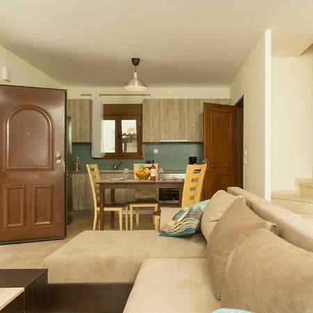 Izabella Sea Side Villa سيفيري المظهر الخارجي الصورة